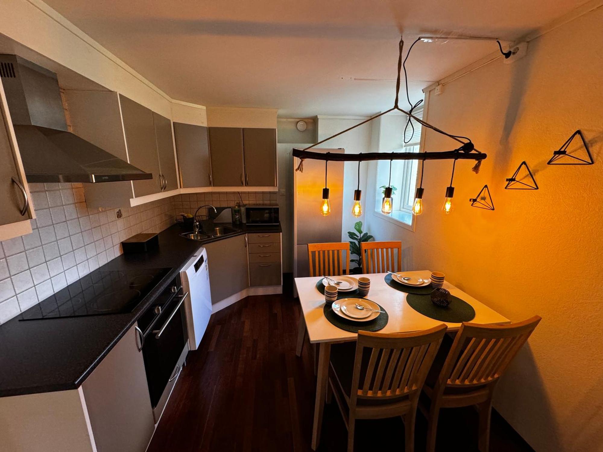 Central, 2 Bedroom, Free Parking Tromsø Exteriér fotografie
